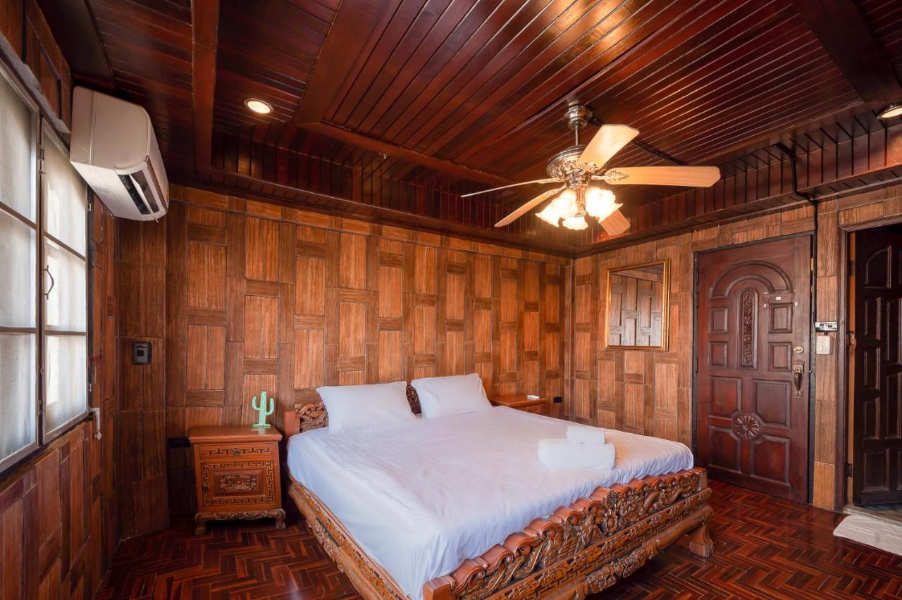 Blue Dream Guesthouse เชียงใหม่ ภายนอก รูปภาพ