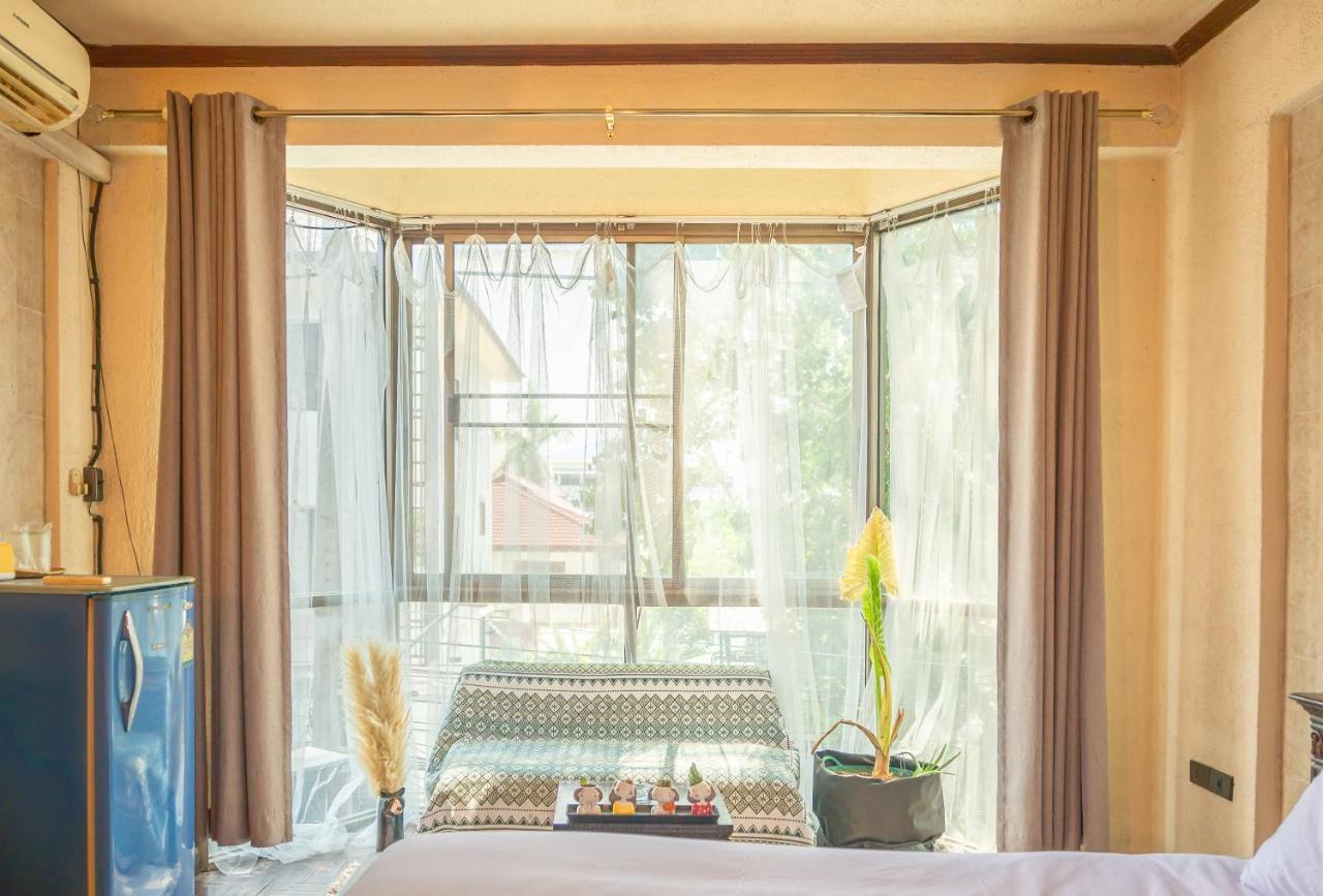Blue Dream Guesthouse เชียงใหม่ ภายนอก รูปภาพ