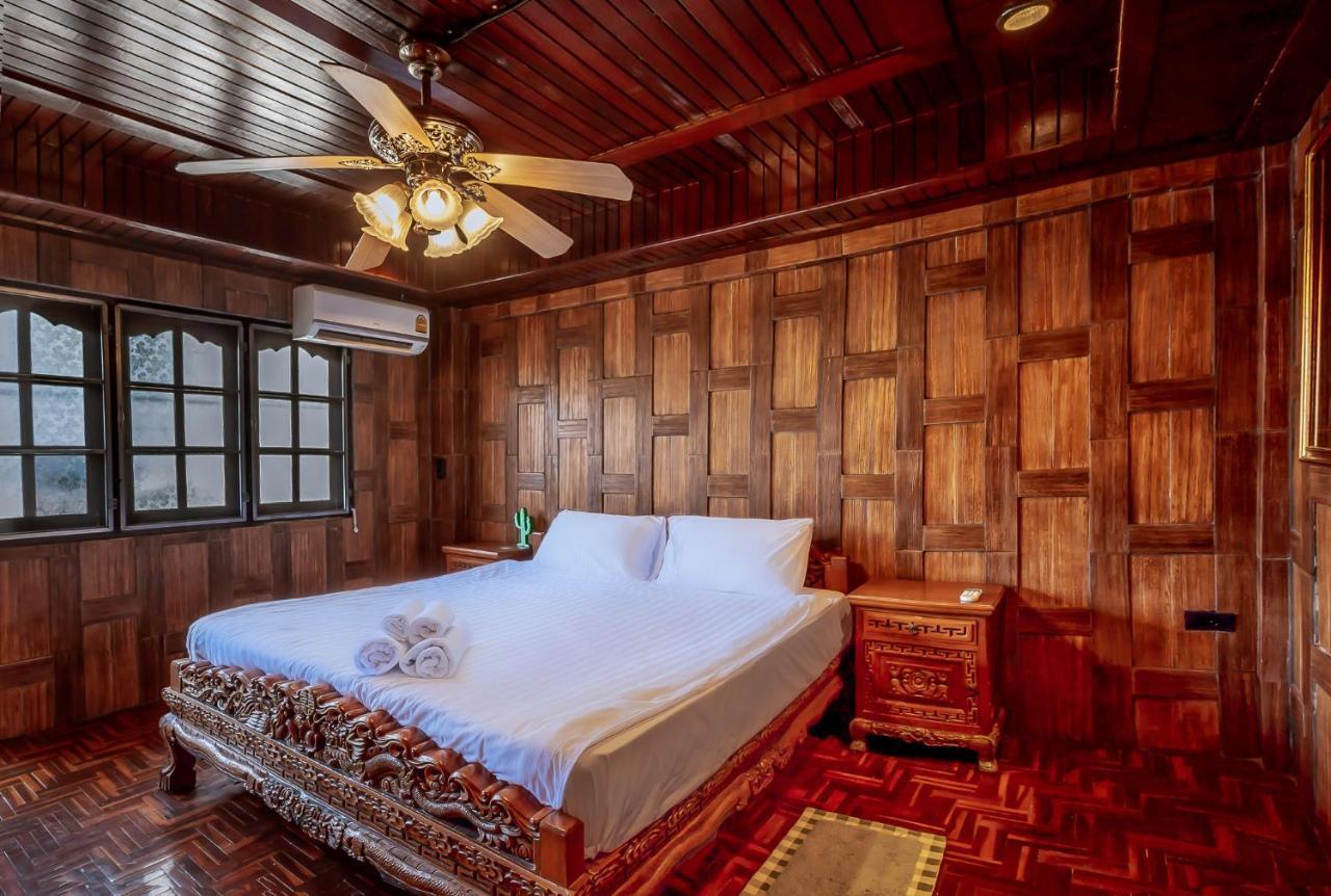 Blue Dream Guesthouse เชียงใหม่ ภายนอก รูปภาพ